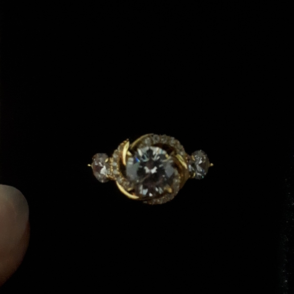 Jeulia Floral Halo Round Cut Sterling Silver Ring - Picture 4 of 7